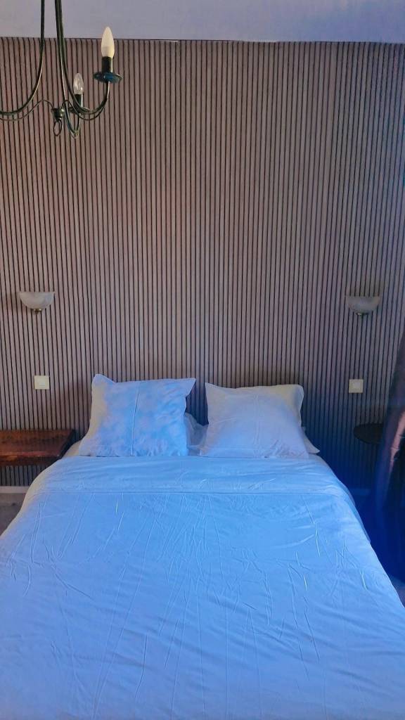 chambre double grand lit